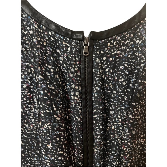 A Club Monaco dress in size 10 - Picture 8 of 8